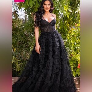 Velvi Lace-Corset Long Prom Ball Gown Morgan - Black - Size Medium - Gorgeous!😍